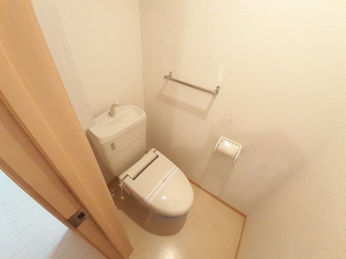 物件内観写真7　(トイレ)