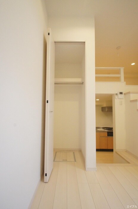 物件内観写真15　(収納)