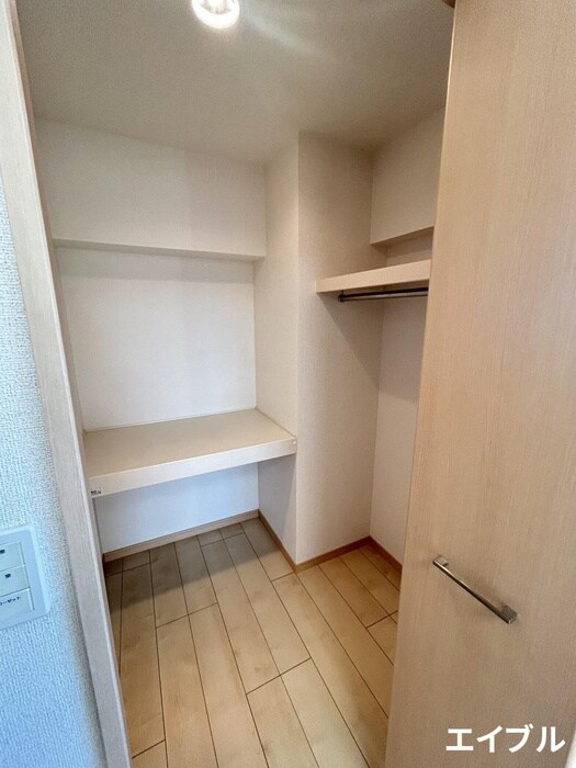 物件内観写真14　(収納)