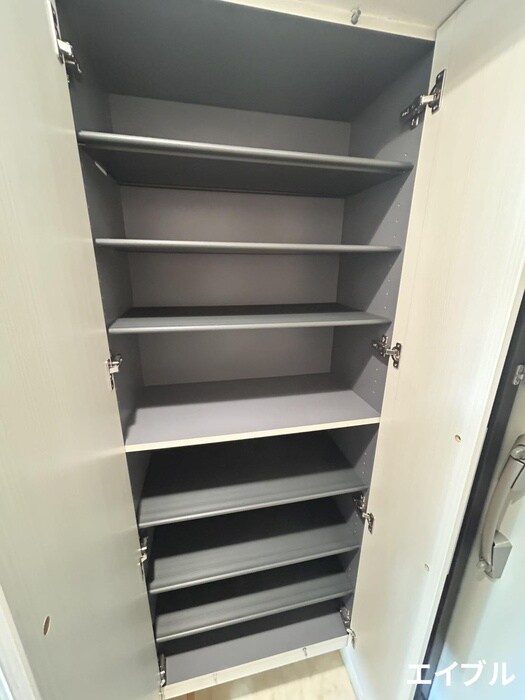 物件内観写真18　(靴箱)