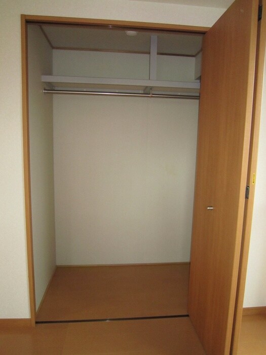 物件内観写真7　(収納)