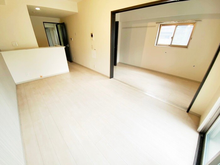 物件内観写真7　(居室)