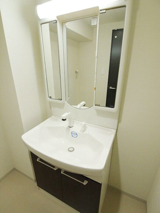 物件内観写真13　(洗面)