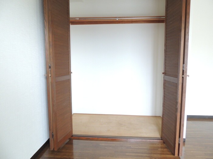 物件内観写真11　(収納)