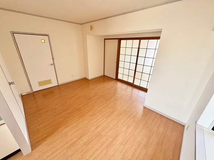 物件内観写真7　(居室)