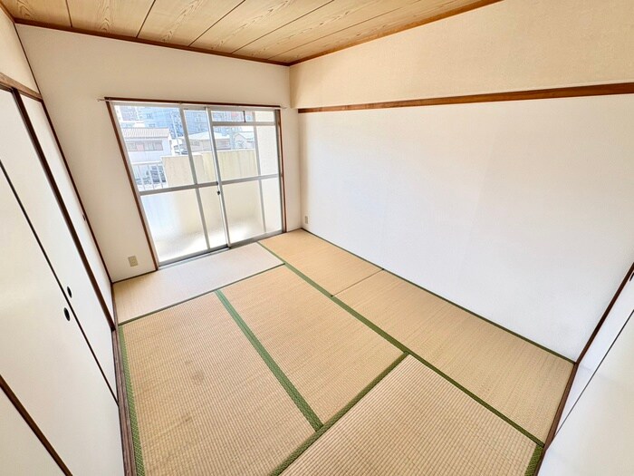 物件内観写真9　(居室)