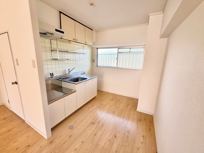 物件内観写真10　(キッチン)