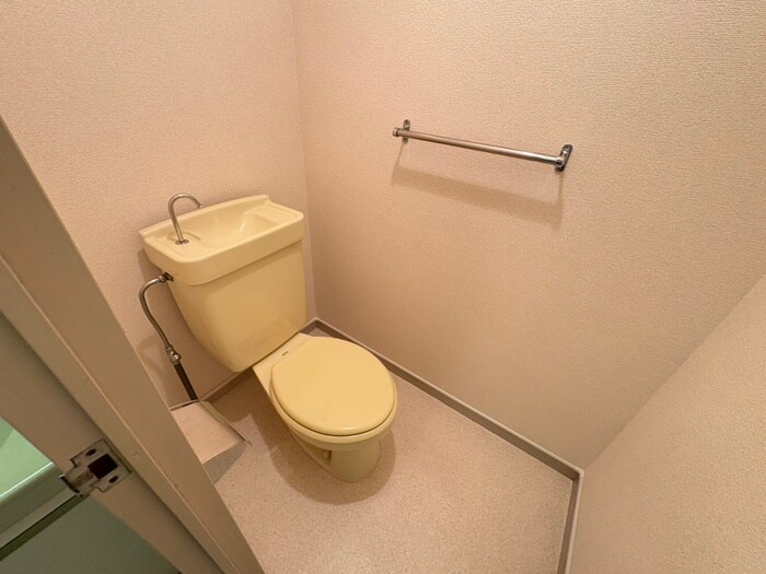 物件内観写真15　(トイレ)