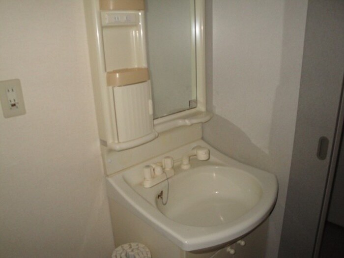 物件内観写真9　(洗面)