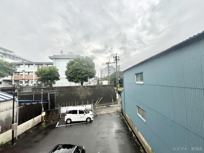 物件内観写真13　(室内からの展望)