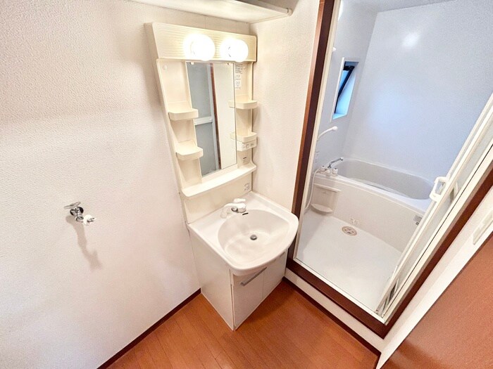 物件内観写真11　(洗面)