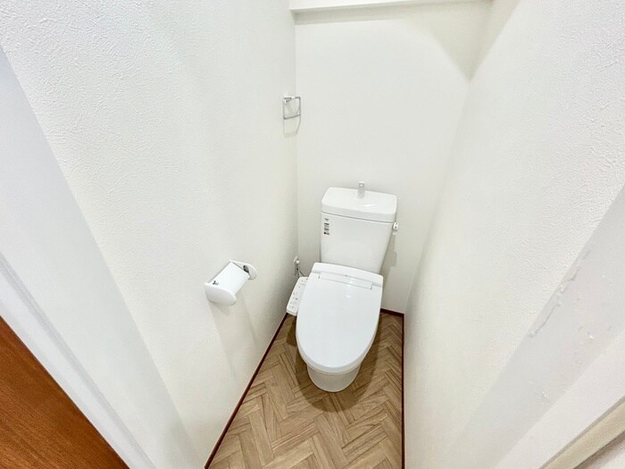 物件内観写真6　(トイレ)