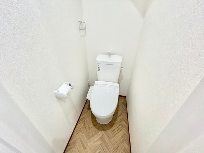 物件内観写真6　(トイレ)