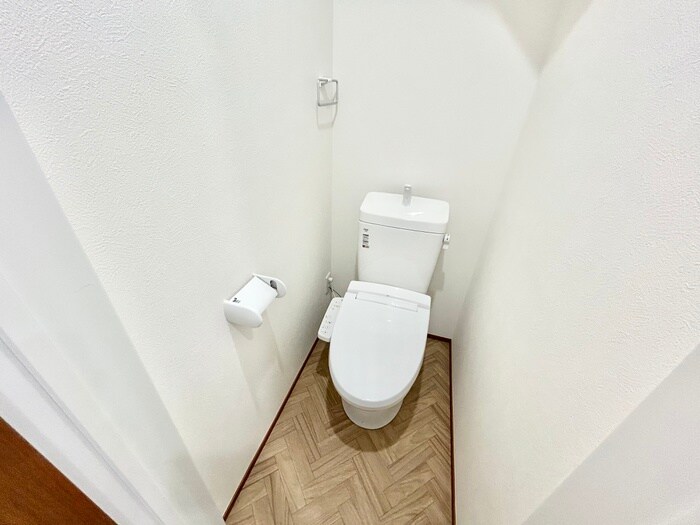 物件内観写真6　(トイレ)