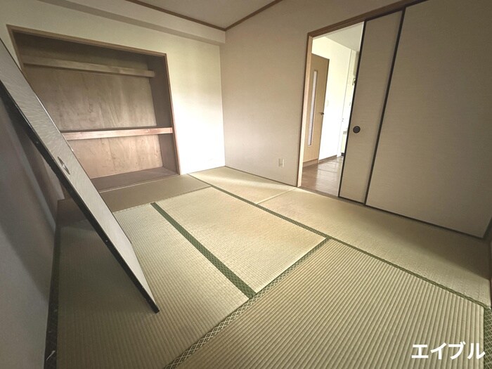 物件内観写真8　(居室)