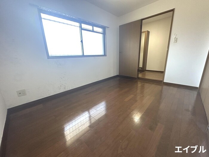 物件内観写真9　(居室)