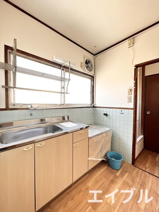 物件内観写真8　(キッチン)