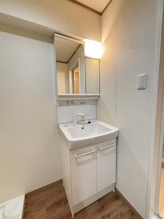 物件内観写真8　(洗面)