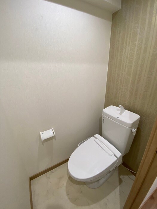 物件内観写真10　(トイレ)