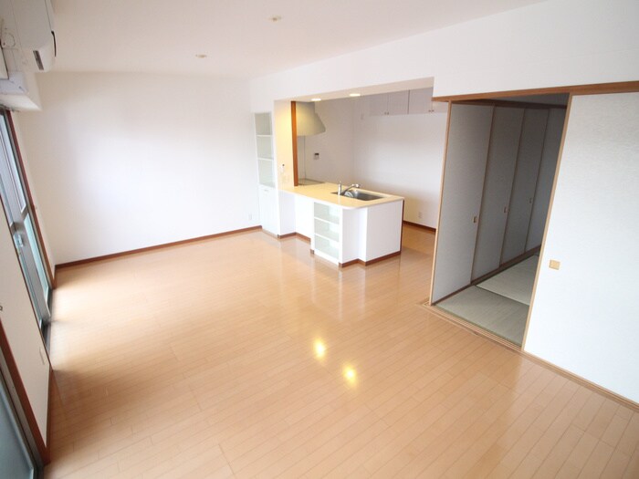 物件内観写真7　(居室)