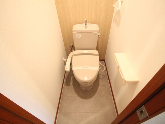 物件内観写真13　(トイレ)