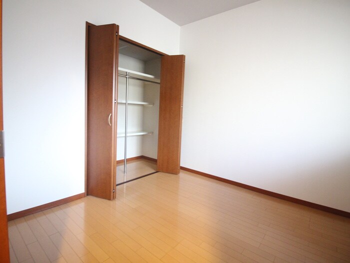 物件内観写真14　(収納)