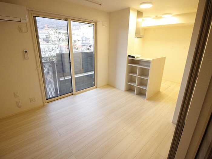 物件内観写真6　(居室)