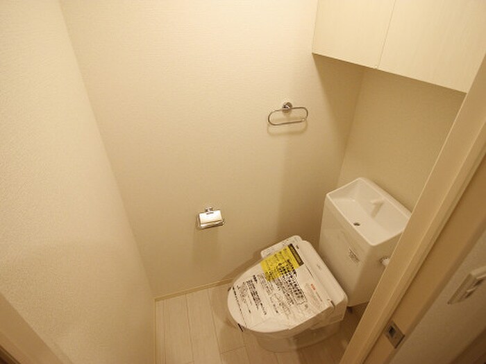 物件内観写真9　(トイレ)