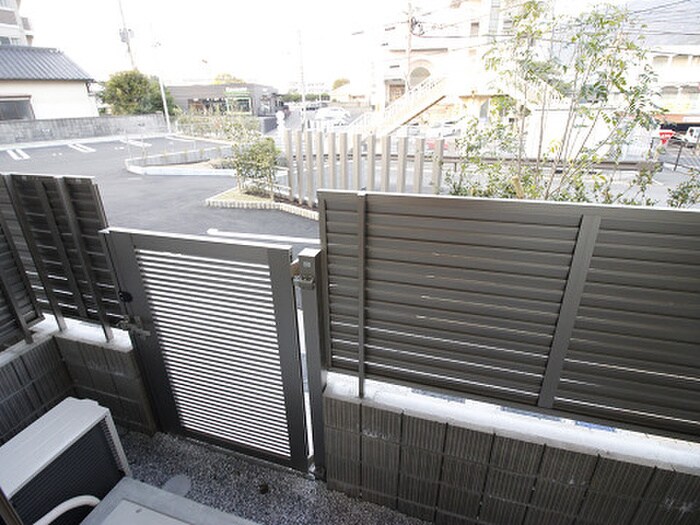 物件内観写真14　(室内からの展望)