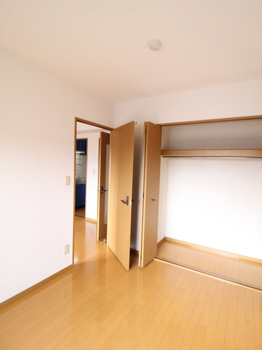 物件内観写真18　(居室)