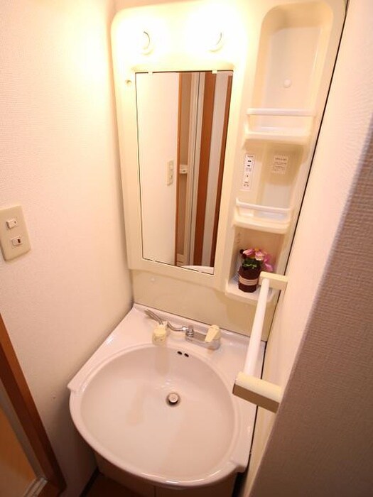 物件内観写真7　(洗面)