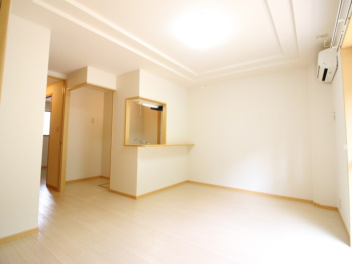 物件内観写真5　(居室)