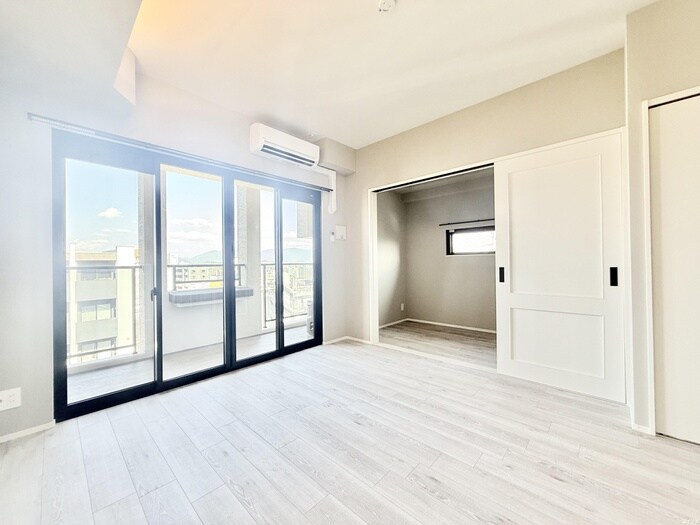 物件内観写真8　(居室)