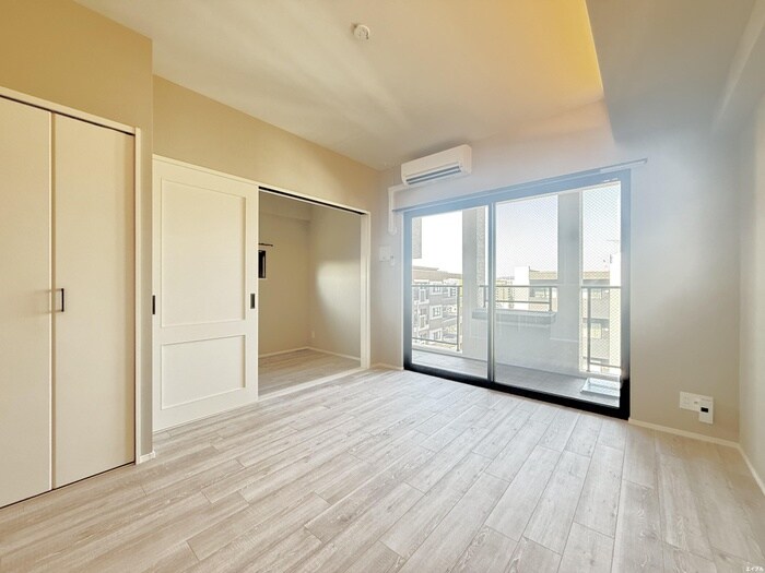 物件内観写真10　(居室)