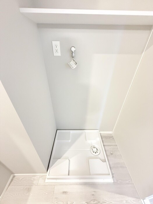 物件内観写真18　(洗濯機置場)