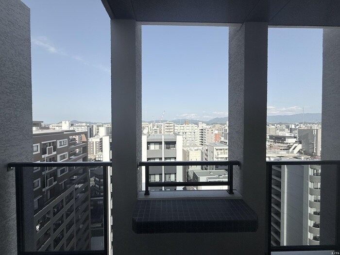 物件内観写真22　(室内からの展望)