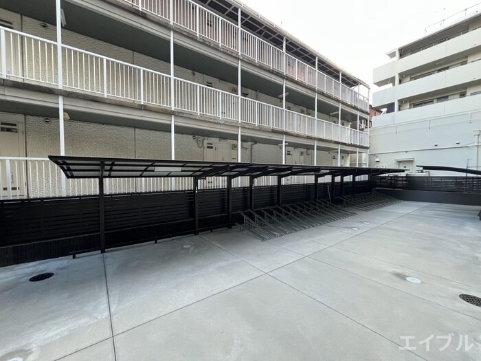 物件外観写真6　(駐輪場)