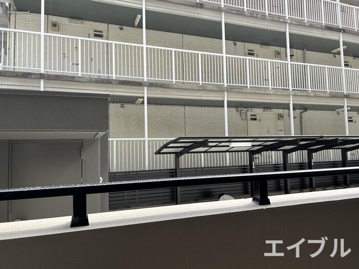 物件内観写真22　(室内からの展望)