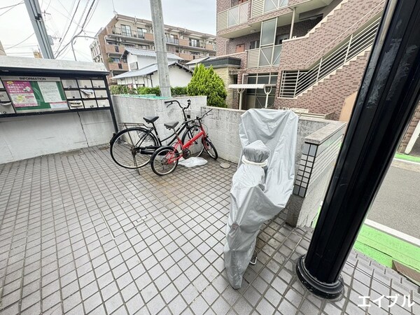 駐輪場