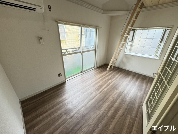 物件内観写真7　(居室)