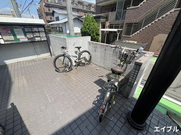 駐輪場