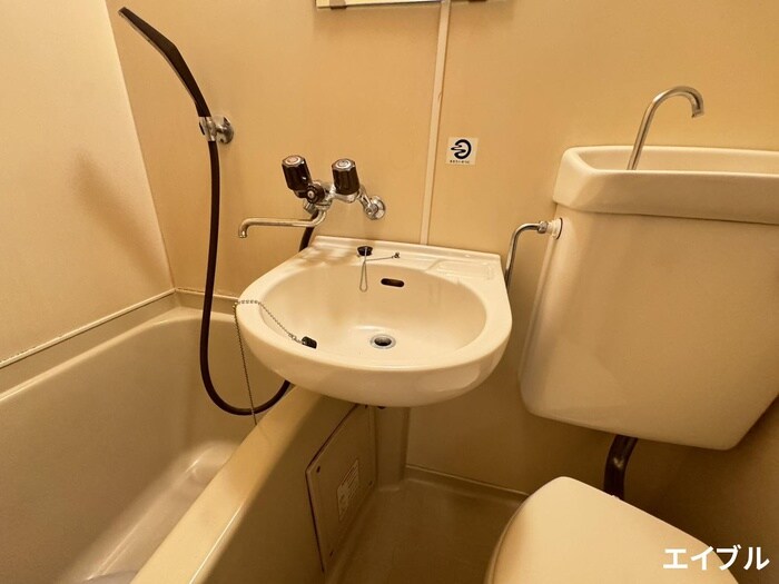 物件内観写真10　(洗面)