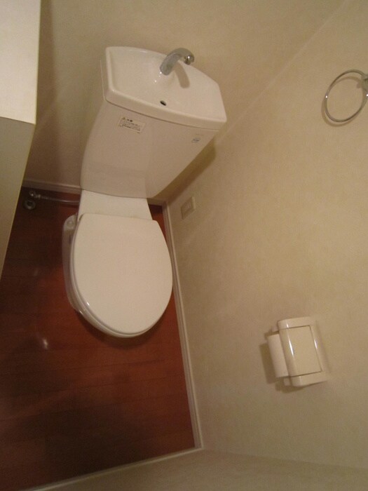 物件内観写真16　(トイレ)