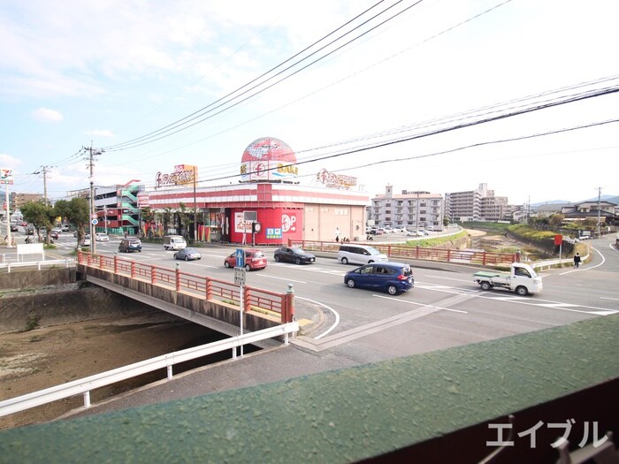 物件内観写真19　(室内からの展望)