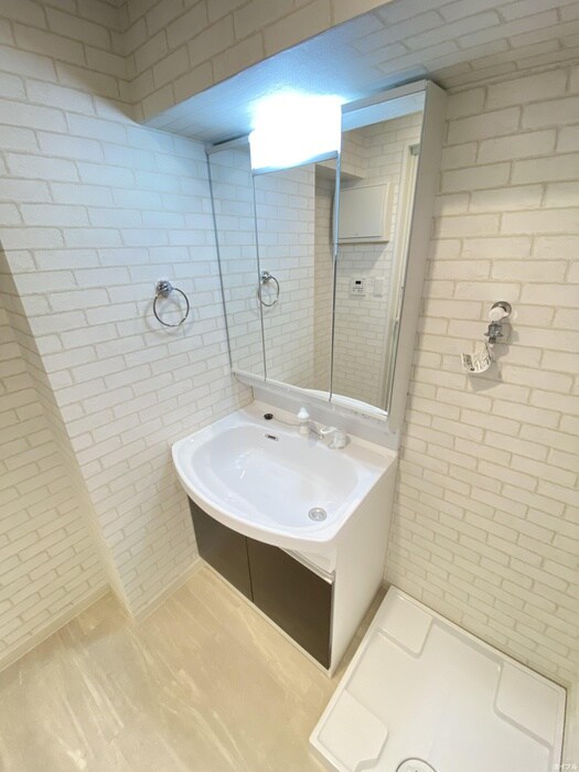 物件内観写真12　(洗面)