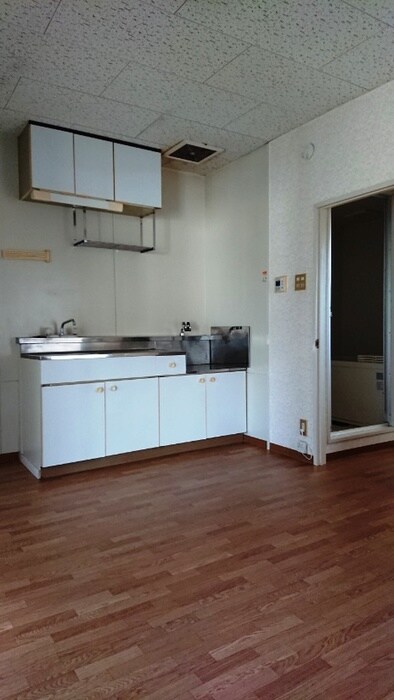 物件内観写真4　(居室)