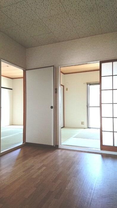 物件内観写真5　(居室)