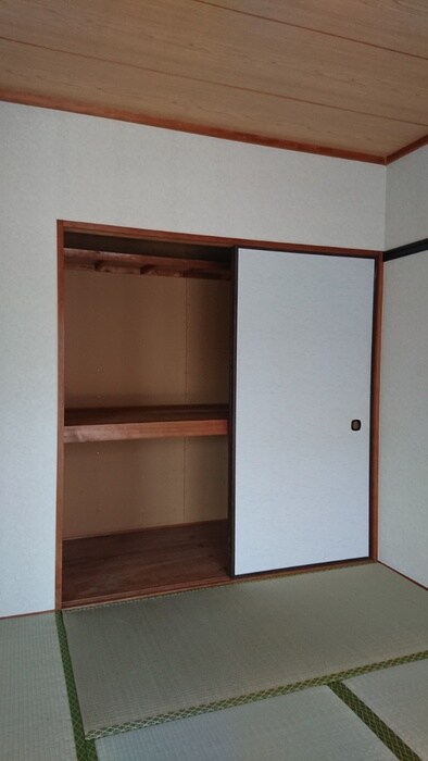 物件内観写真10　(収納)