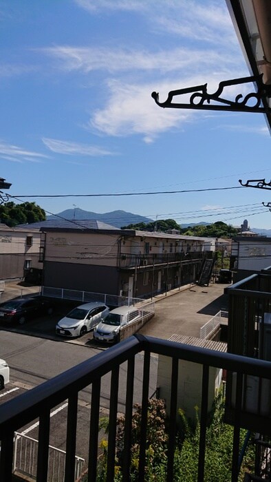 物件内観写真12　(室内からの展望)