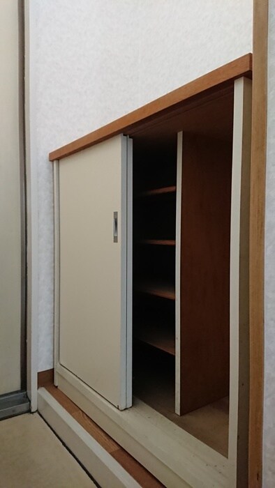 物件内観写真13　(靴箱)